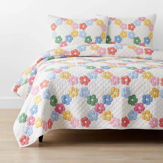 Daisy Patch Quilt - White Multi, Twin/Twin XL